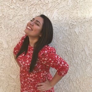 Meet your Posher, Alejandra